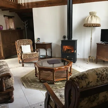 Dans Les Champs 度假居 *