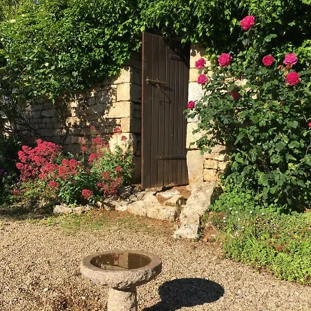 Dans Les Champs * Sauzé-Vaussais