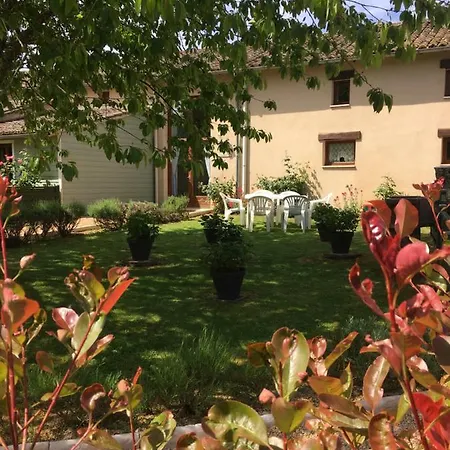 度假居 Dans Les Champs Sauzé-Vaussais