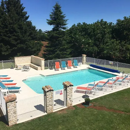 度假居 Dans Les Champs