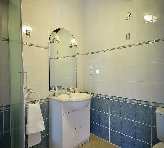 Dans Les Champs Hébergement de vacances